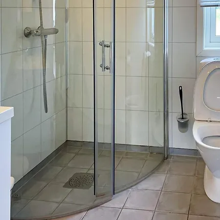 5 Person In Aver Y Holiday home