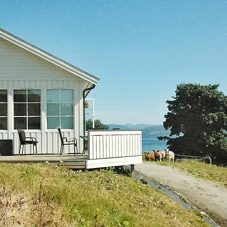 Holiday home 5 Person In Aver Y *