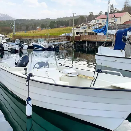 4 Star Holiday Home In Averoy