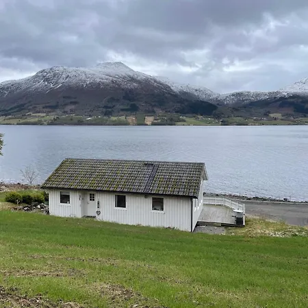 4 Star In Averoy Feriehus Stokke (More og Romsdal)