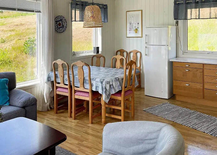 Prázdninový dům 5 Person In Averoy Stokke (More og Romsdal)