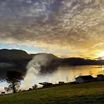 بيت للعطل 5 Person Holiday Home In Averoy Stokke (More og Romsdal)