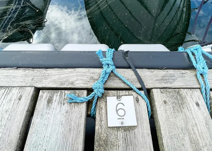 Dom wakacyjny 5 Person In Averoy *